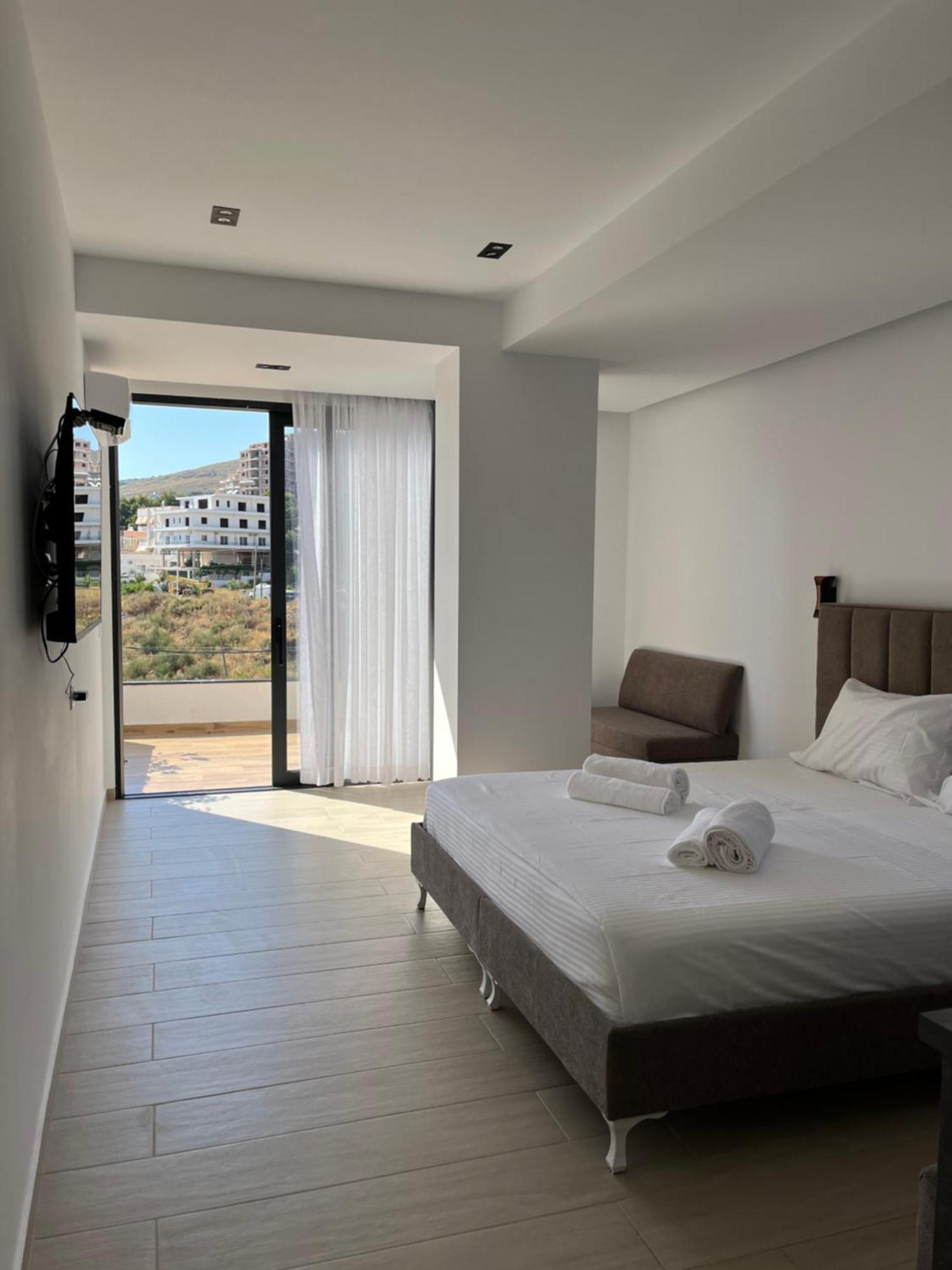Del Mare Hotel Sarande Ngoại thất bức ảnh