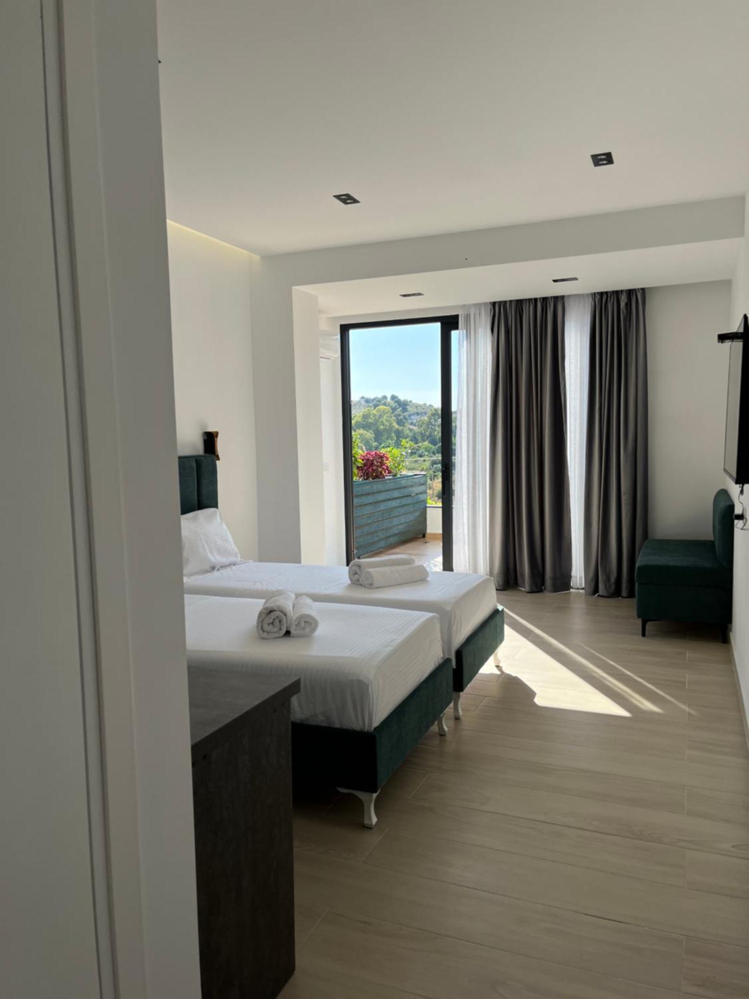 Del Mare Hotel Sarande Ngoại thất bức ảnh
