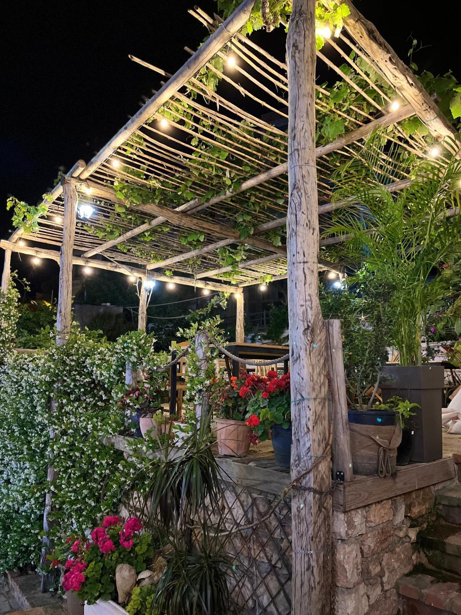 Del Mare Hotel Sarande Ngoại thất bức ảnh
